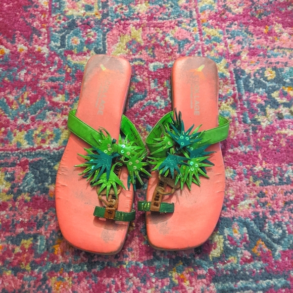 Tropical theme Sandals - Picture 3 of 6